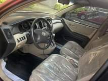 A picture of This is pristine clean Toyota Highlander few months used not