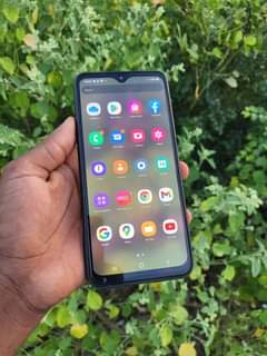 A picture of SAMSUNG A22