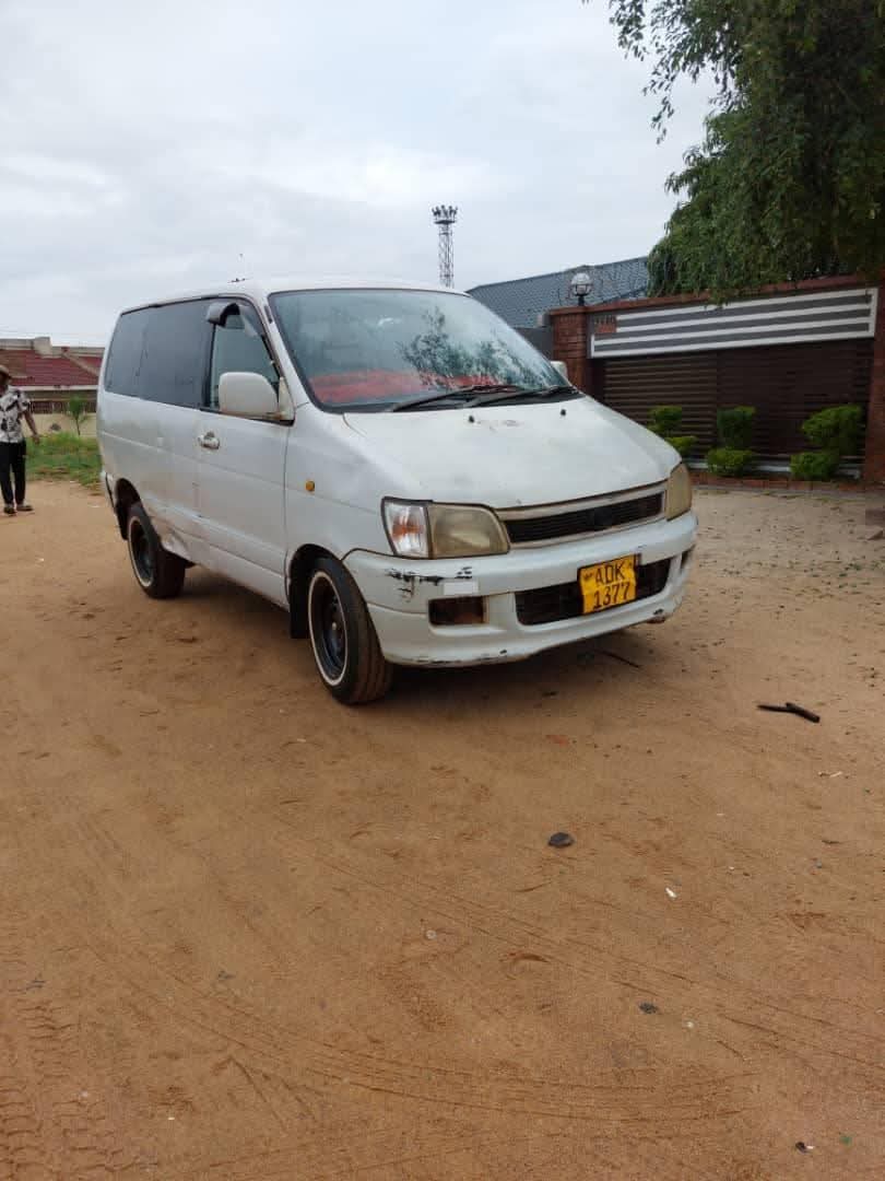 used toyota noah