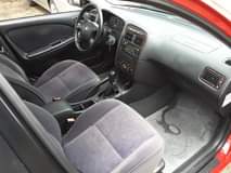 A picture of Toyota Avensis model 2000