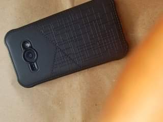 A picture of Samsung j1