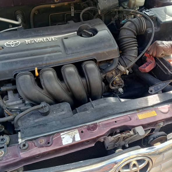 A picture of Toyota Corolla 04 model bank type