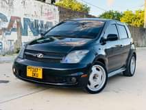A picture of TOYOTA IST