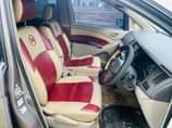 A picture of TOYOT ISIS INAUZWA 0688 648 633