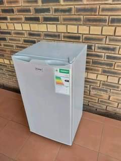 classifieds/fridges