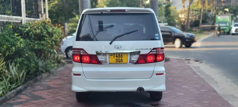A picture of TOYOTA ALPHAD FOR SALE