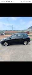 A picture of Toyota matrix 2006 model Painted on first body Engine gear