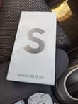 A picture of New Samsung galaxy s21 fe 5g 256gb full box