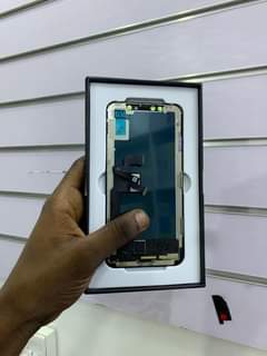 A picture of TUNABADILI VIOO VYA SIM ZILIZOCRAKE KWA BEI POA 0787704624