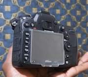 A picture of Nikon D7000 COMPLETE na Bag Yake