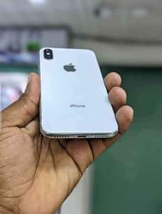 A picture of Iphone x