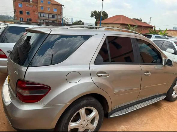 A picture of Mercedes Benz