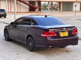A picture of Toyota Crown Athlete Bei 23 800000