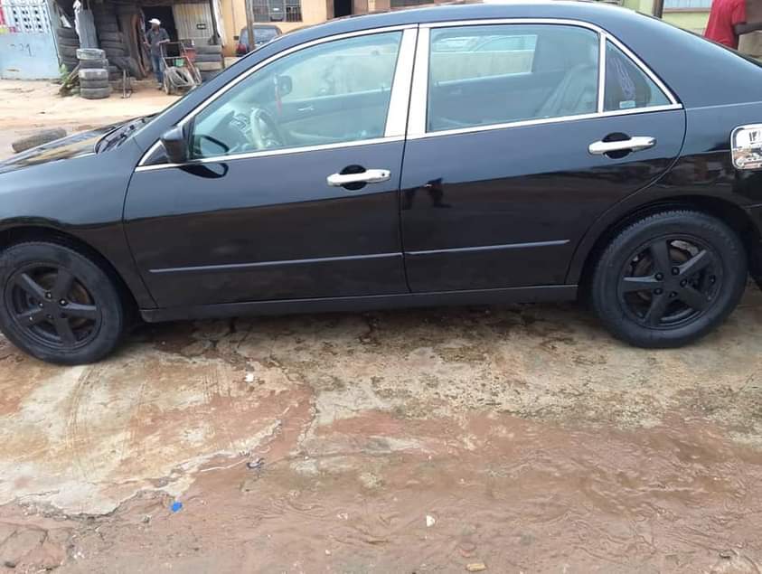 A picture of Honda Accord EOD 2004 model