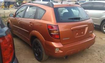 A picture of 2006 Model TOYOTA PONTIAC VIBE Fabric Interior For Sale
