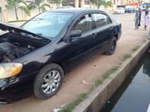 A picture of Corrolla 2004 model