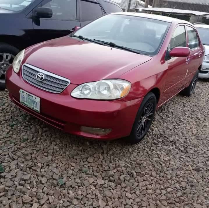 A picture of Toyota corolla 2006