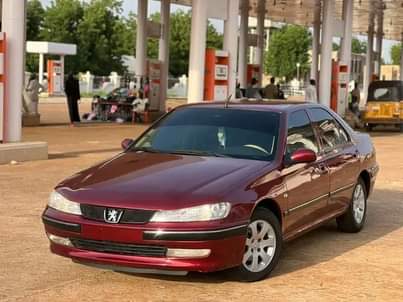 A picture of Peugeot 406 Clean