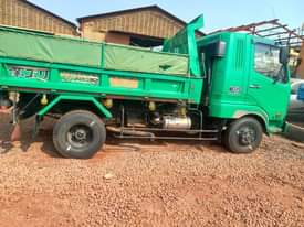 A picture of Fuso fighter dumper