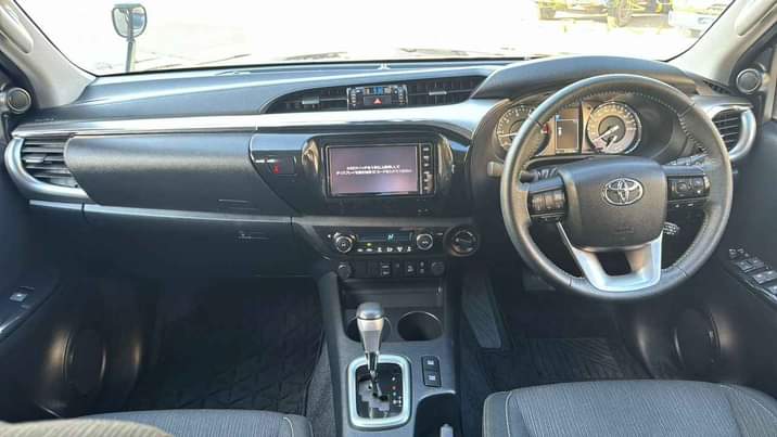 A picture of TOYOTA HILUX call 0764425066