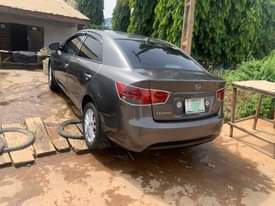A picture of 2010 Kia Kia cerato This car is in toks standard