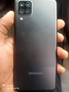 samsung m12