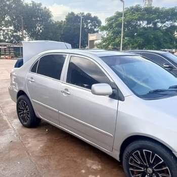 A picture of TOYOTA COROLLA 2007