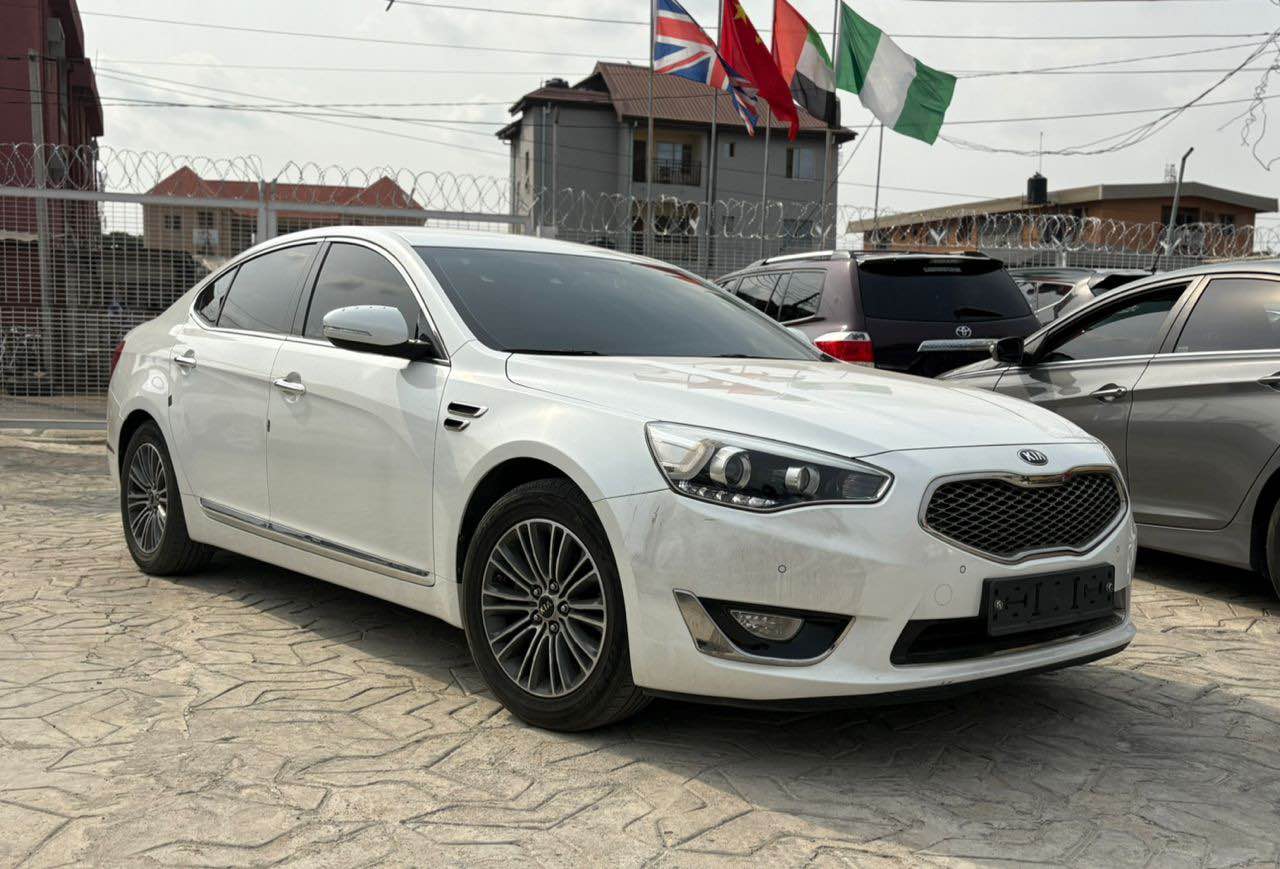 A picture of Foreign Used Kia Optima K7 2015