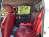 A picture of 2013 TOYOTA HILUX
