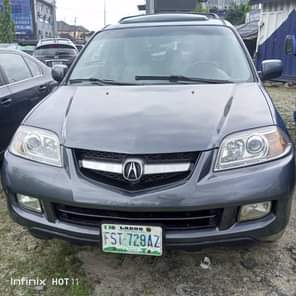 A picture of Acura MDX 2005 model sound engine gear ac chilling is