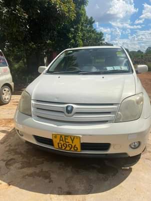 used toyota ist