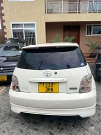 A picture of TOYOTA Ist