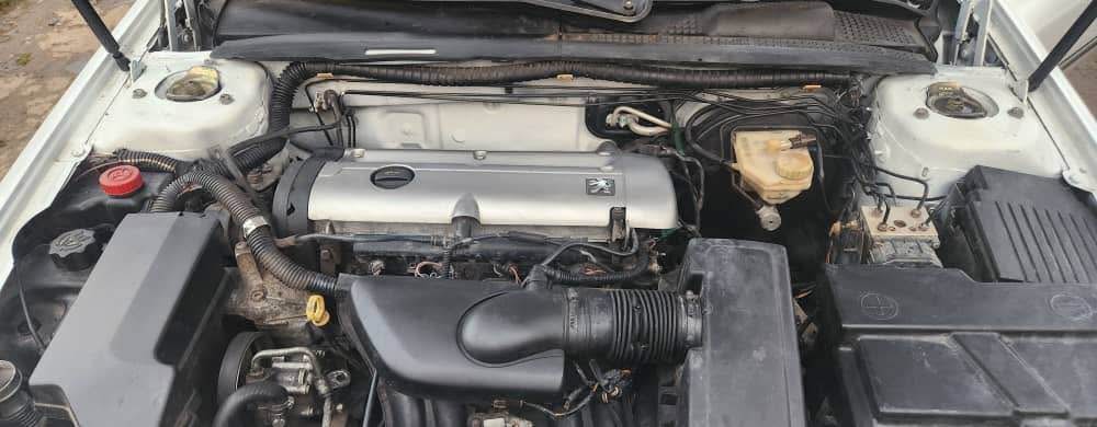 A picture of 406 Peugeot prestige