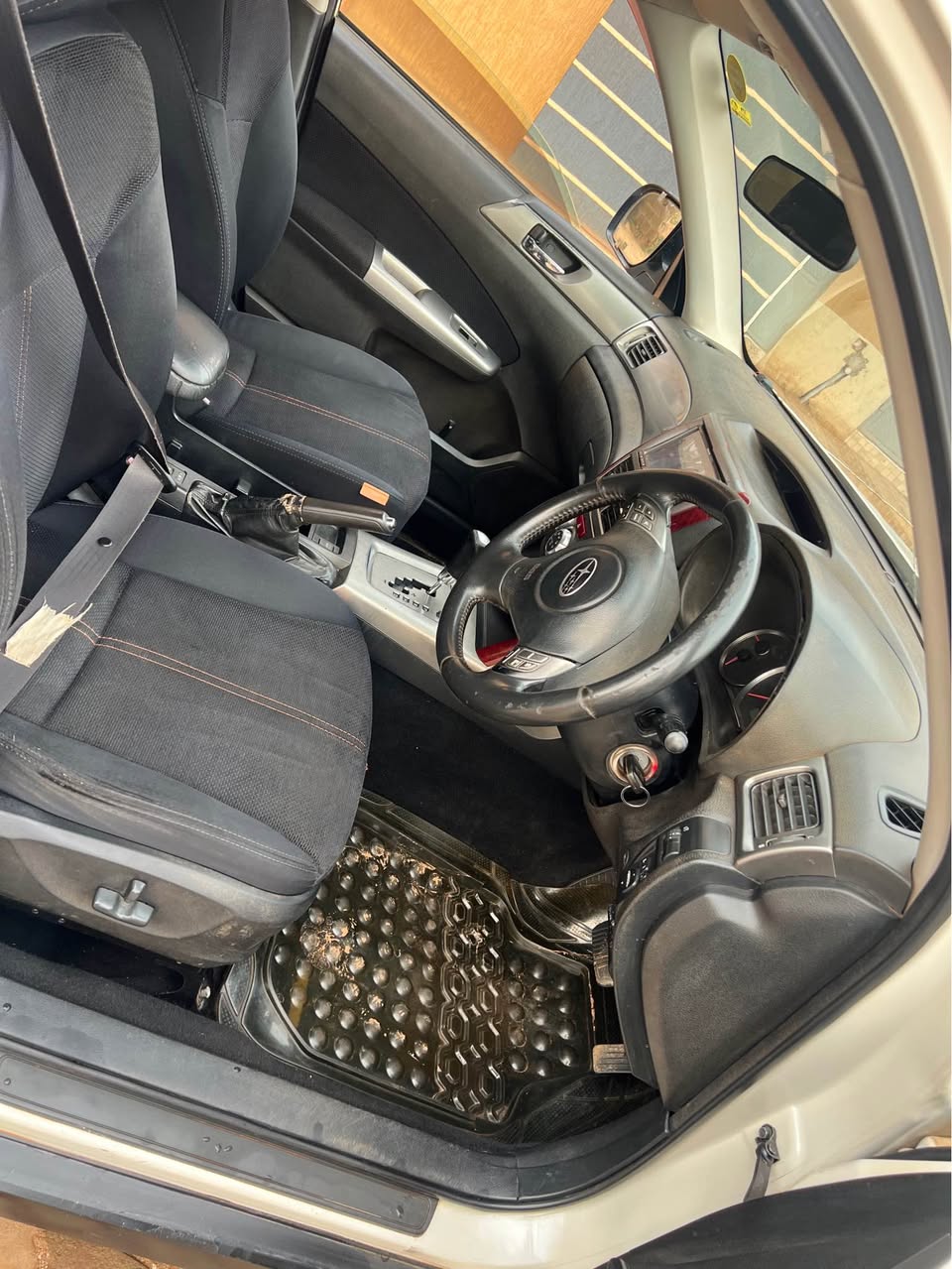 A picture of Subaru at 23m call 0703457898