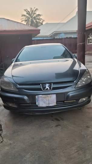 A picture of Peugeot 607 09 model First body everything perfect Buy and