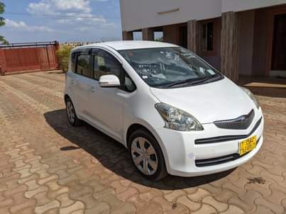 toyota ractis