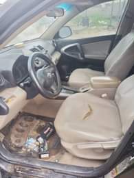 A picture of Distress sale 07 Rav4 firstbody Price 2 8m buyer settling