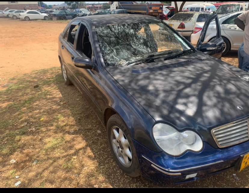 classifieds/cars mercedes