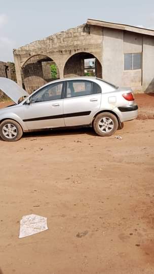 A picture of car
