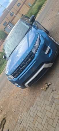 A picture of Range rover evoque 2015