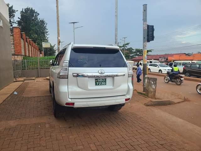 A picture of Landcruiser prado