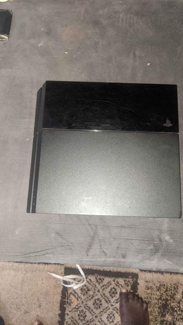 A picture of Ps4 Fat for sale Mabibo 0698432220