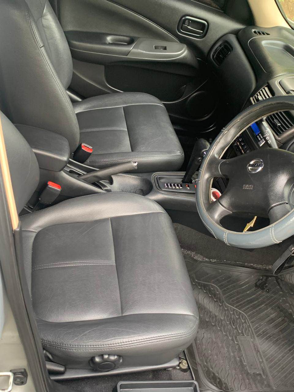 saloon cars