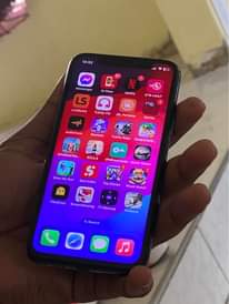 A picture of I phone 11 pro gb 256