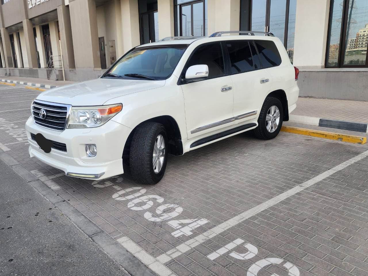 A picture of Land cruiser 2014 GXR V8 GCC