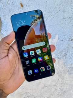 A picture of REDMI 9A 32gb 140 000 tu