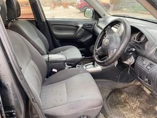 A picture of Toyota Rava4 Kilitime 1999 cc mwanza million 5 9 Engine