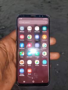 A picture of Samsung s8.