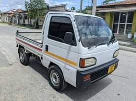 A picture of SUZUKI KERRY