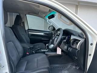 A picture of Toyota Prado for sale